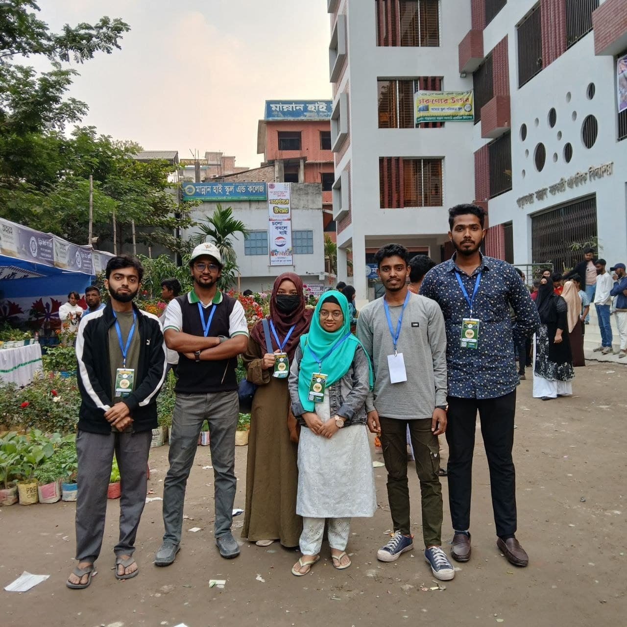 একটি সবুজ, সুন্দর সম্প্রদায় গড়ে তোলা।